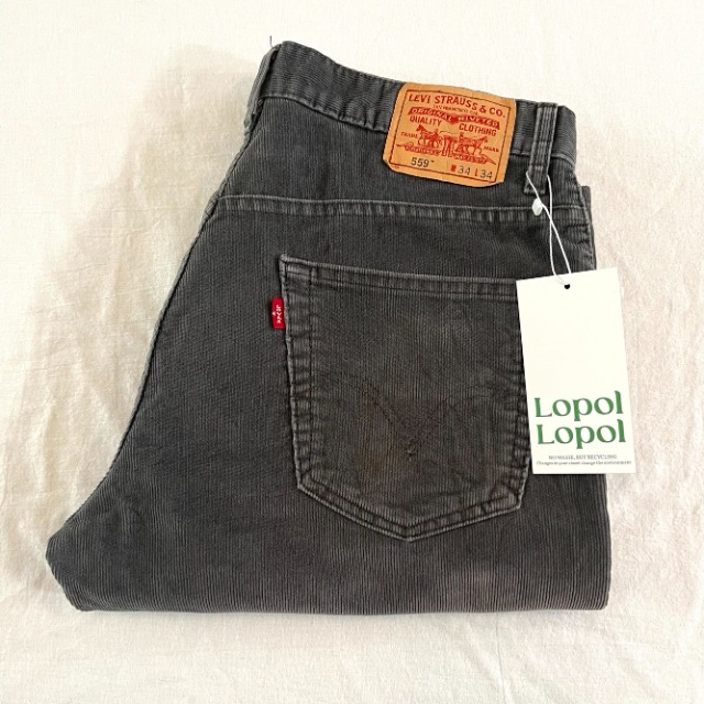 Levi&#039;s 559 corduroy pants (bt166)
